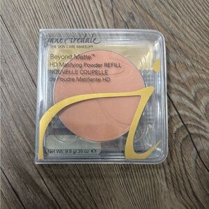 Mattifying powder, peach